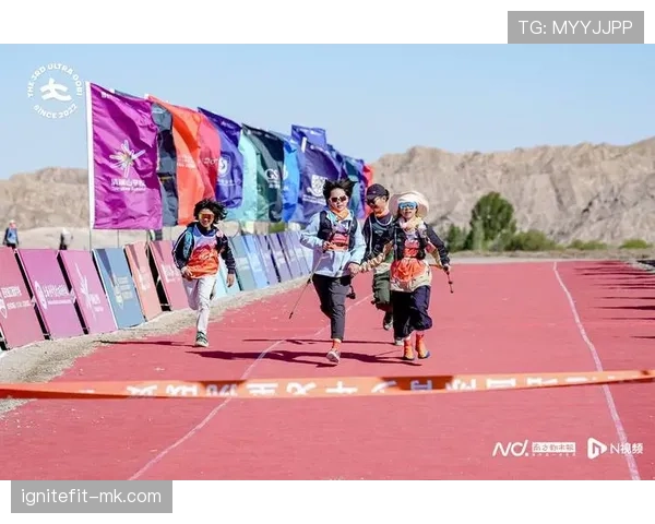 中国队12强赛奋力拼搏展韧性，艰难征程中孕育未来希望